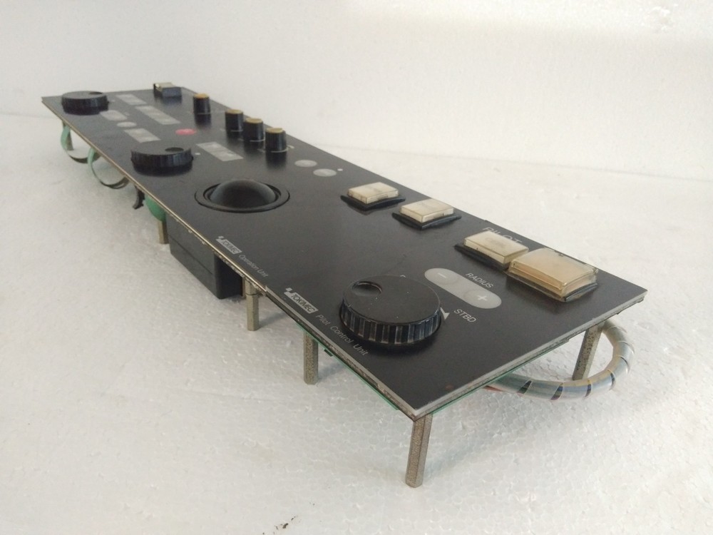 TOKIMEC ECDIS OPERATION UNIT & PILOT CONTROL UNIT
