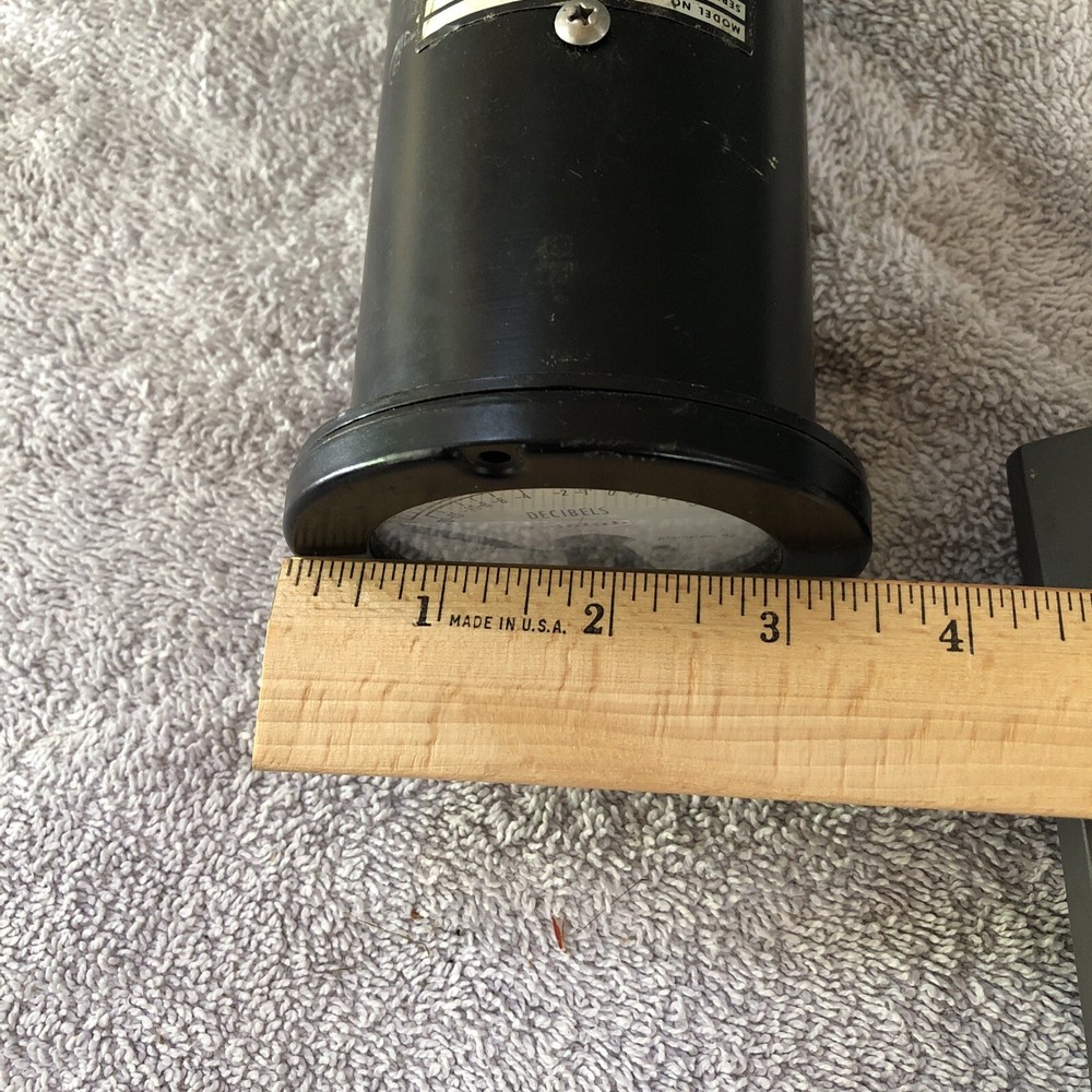 Trio Laboratories Transistor Voltmeter Model No. 301-1547