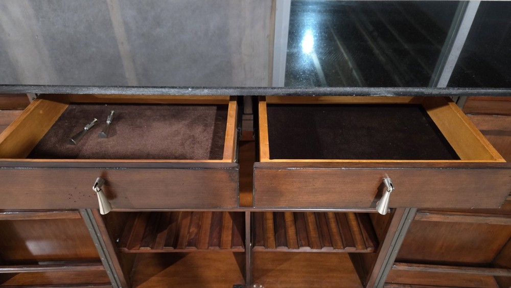 Solid Wood Wine Bar Cabinet with Quartz Top