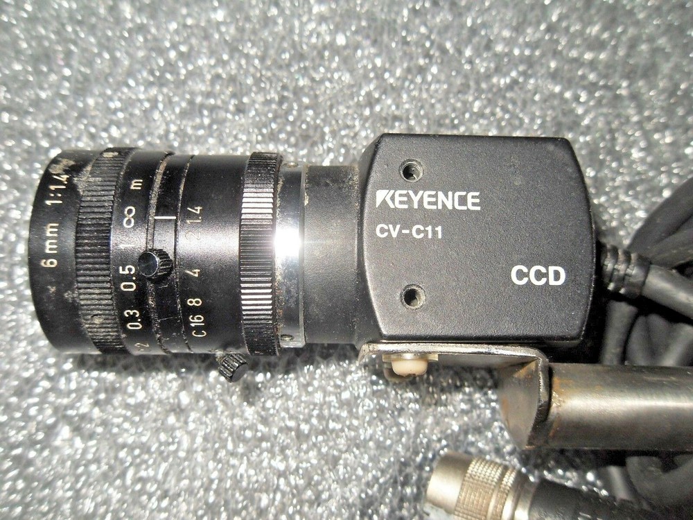 Keyence CV-C11 CCD Machine Vision Camera w/ 2M Cable