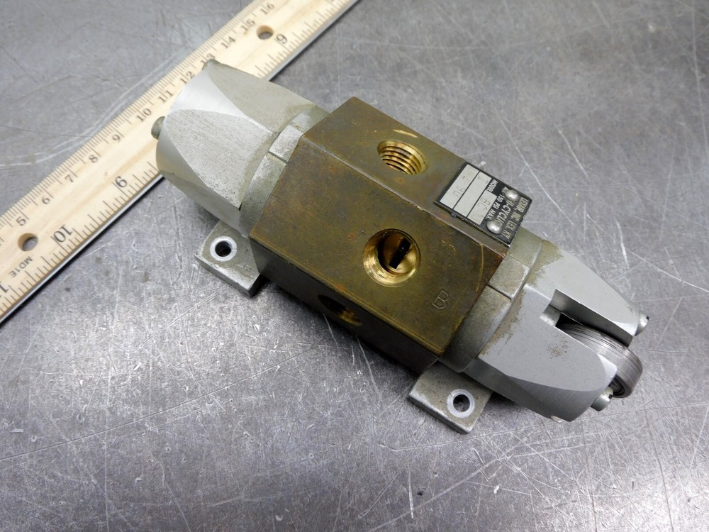 Lexair BC Limit Switch Safety Sensor Roller Lever Valve