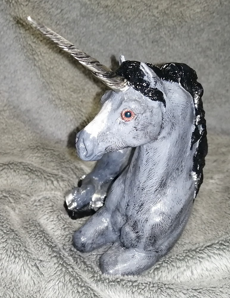 Windstone PYO Unicorn Mint Condition Hand Painted