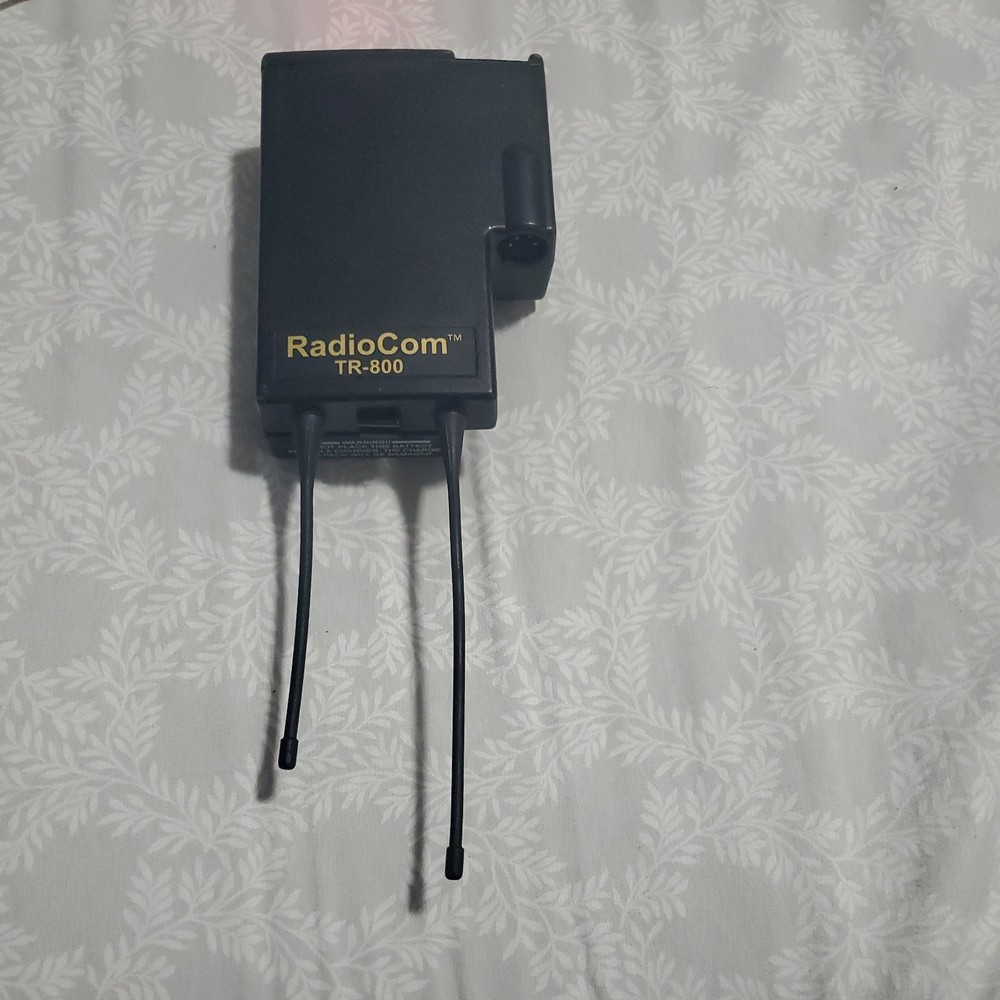 RADIOCOM TR-800 WIRELESS BELTPACK TRANSCEIVER