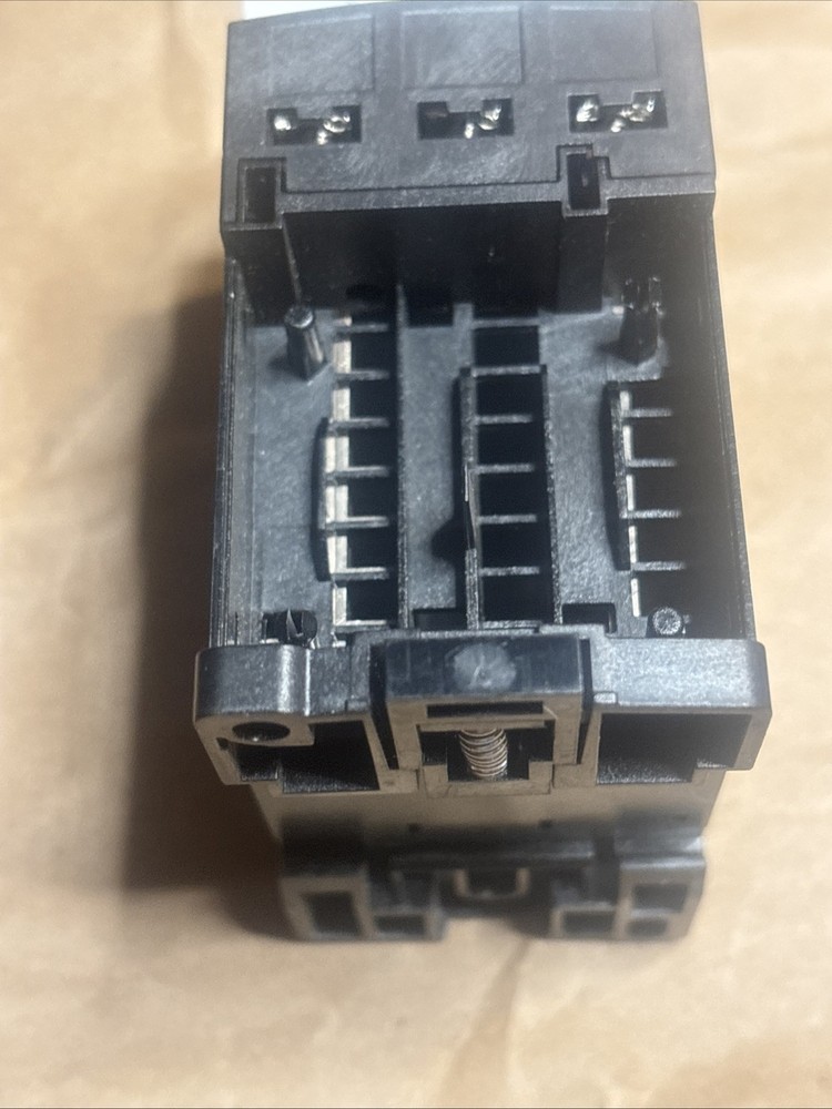 Crydom DRC3P48B4002 3-Phase Solid State Motor Controller 7.6A 480VAC, Open Box