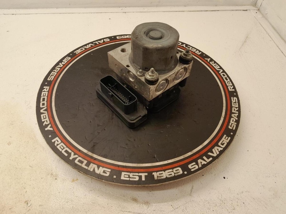 Mercedes A Class 2014 W176 Abs Pump And Module 2.1 Diesel - A0094316412