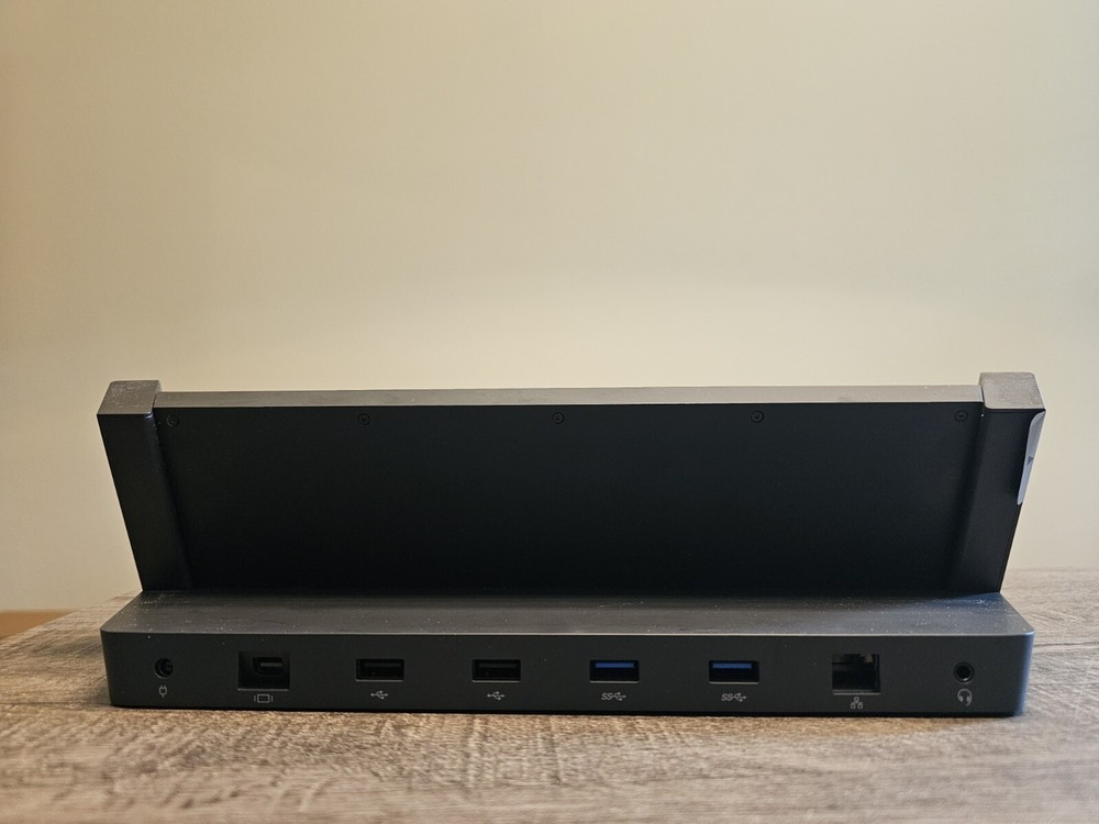 Microsoft 1664 Laptop Docking Station For Surface Pro 3
