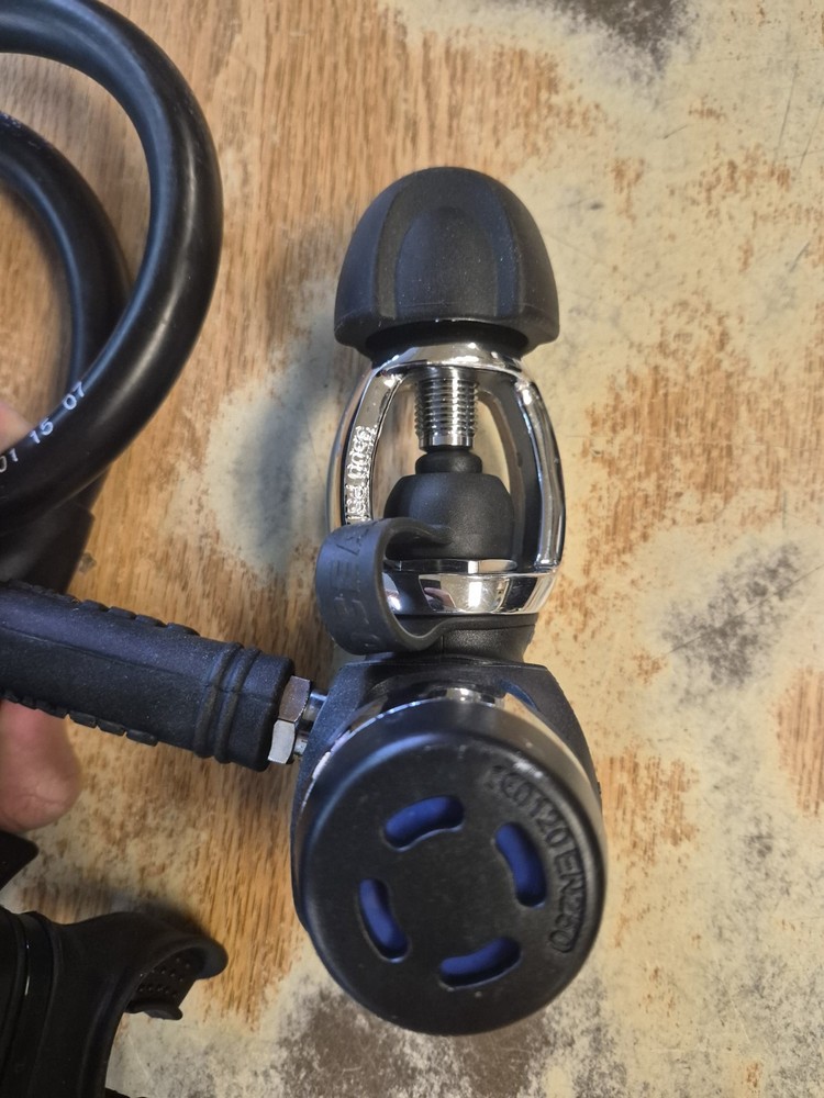 Oceanic Delta 4 FDX10