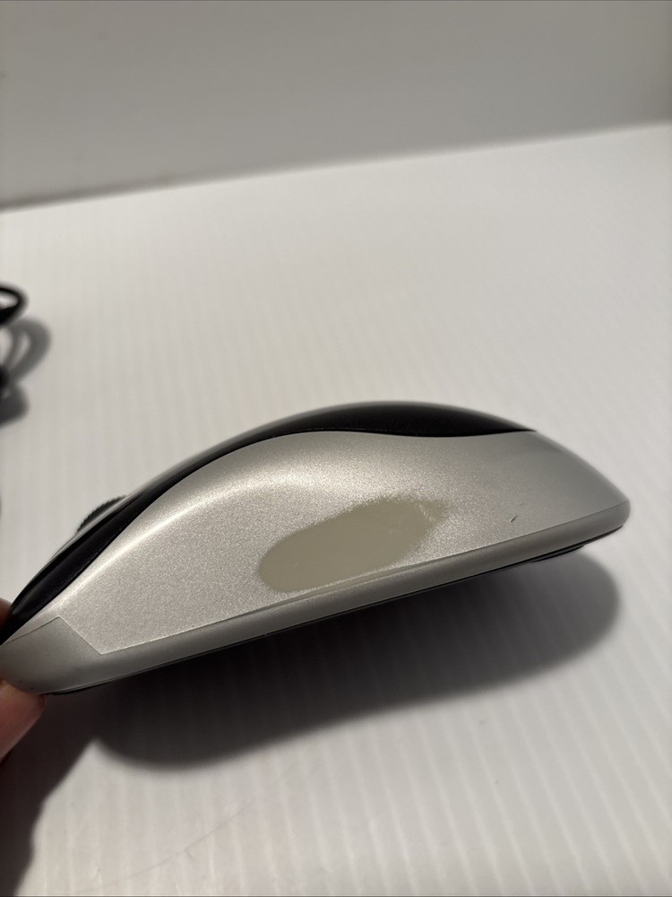 Microsoft Comfort Optical Mouse 1000 Model No 1068 (73)