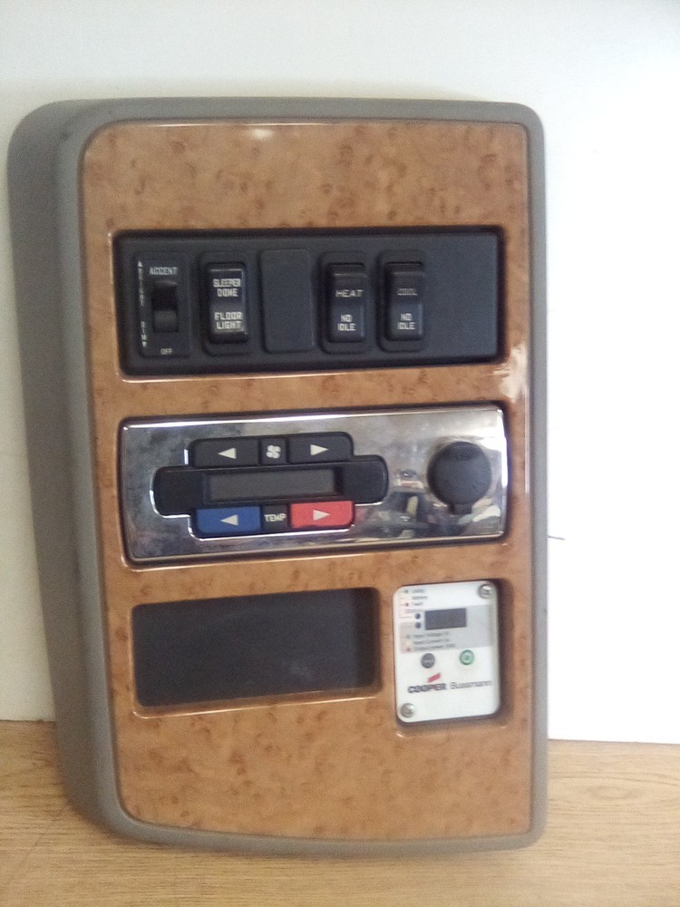 International Prostar Sleeper Control Panel