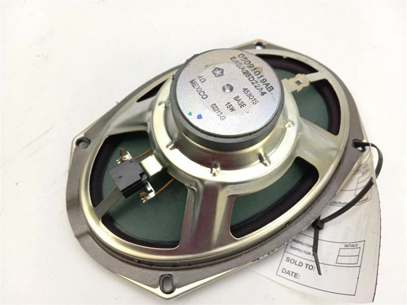 2011 - 2014 CHRYSLER 200 REAR LEFT SIDE SPEAKER