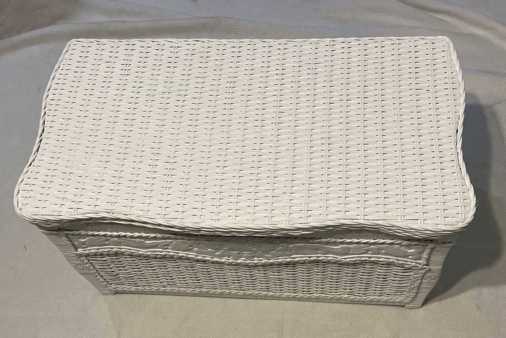 wicker toy chest - Lidded Basket- Storage Trunk