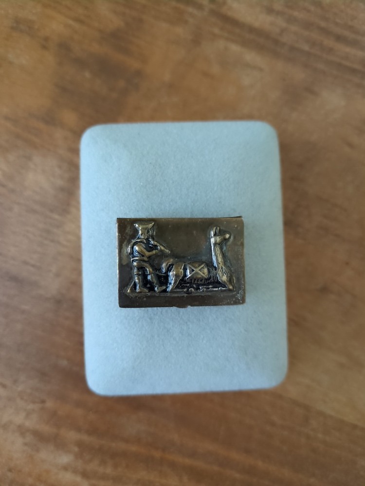 Peruvian 925 Sterling Miniature Hinged Box