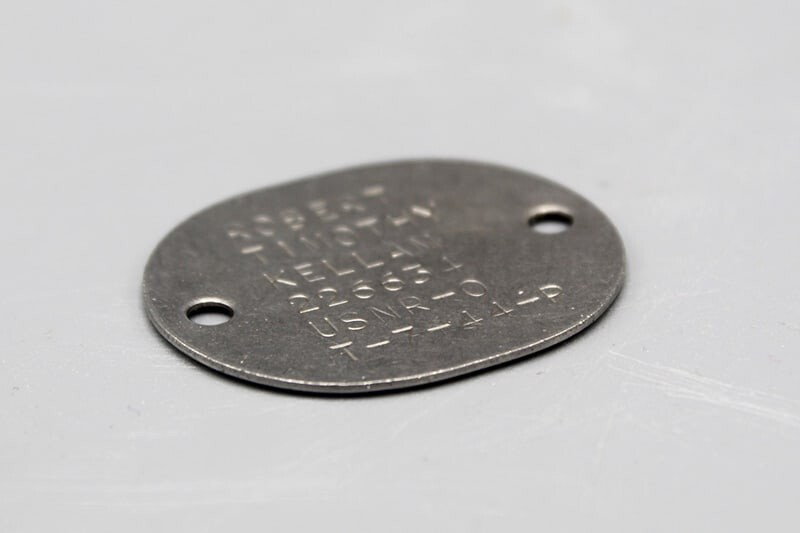 US WW2 Navy ID Tag 44 . FLU1925