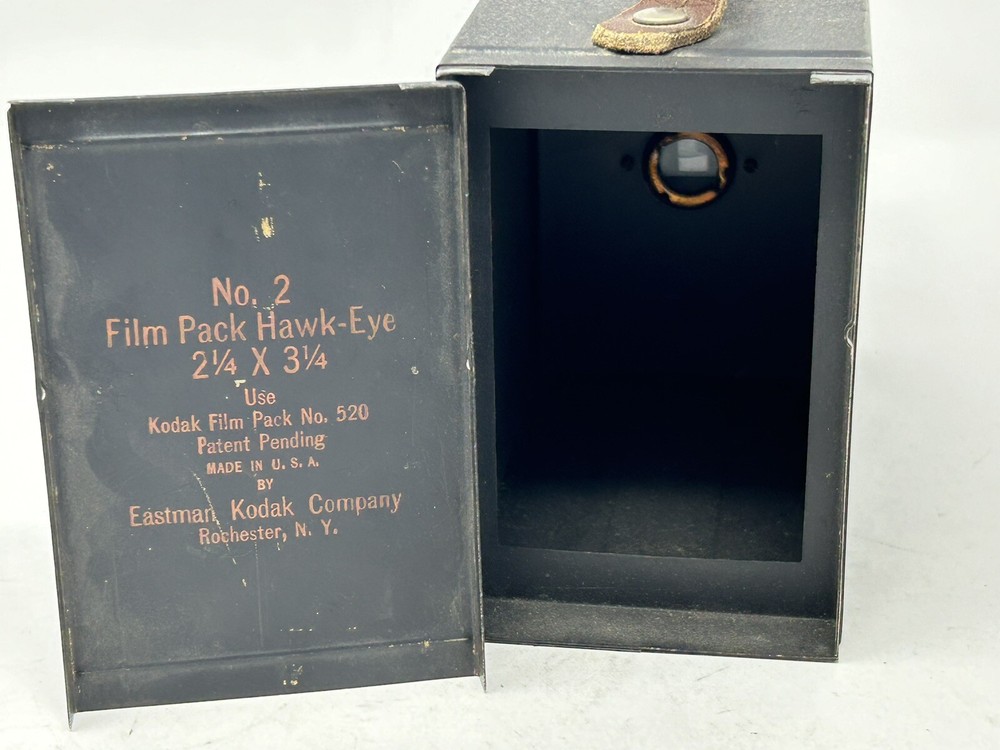 Kodak #2 Film Pack Hawk-Eye Camera, VG++ Condition