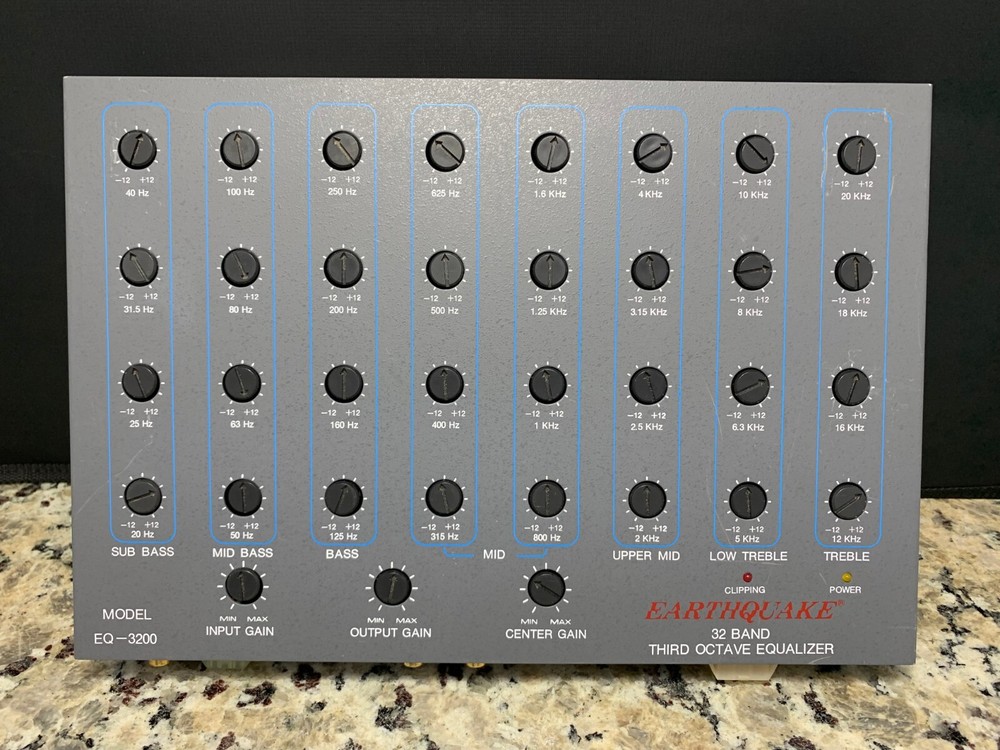 EARTHQUAKE EQ-3200 32 BAND THIRD OCTAVE EQUALIZER