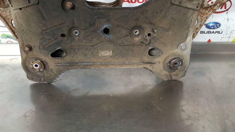 VAUXHALL VIVARO 2011 MK1 2.0 CDTI FRONT SUBFRAME ASSEMBLY / CONTROL ARM