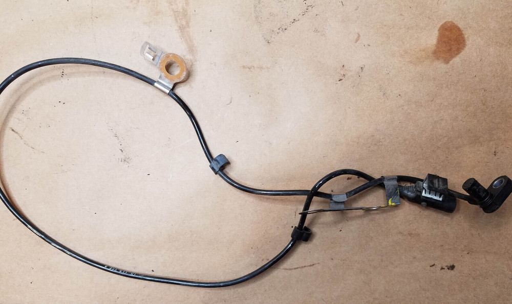 2018 BMW R1200 R1200RT K53 REAR ABS SPEED SENSOR 8551611