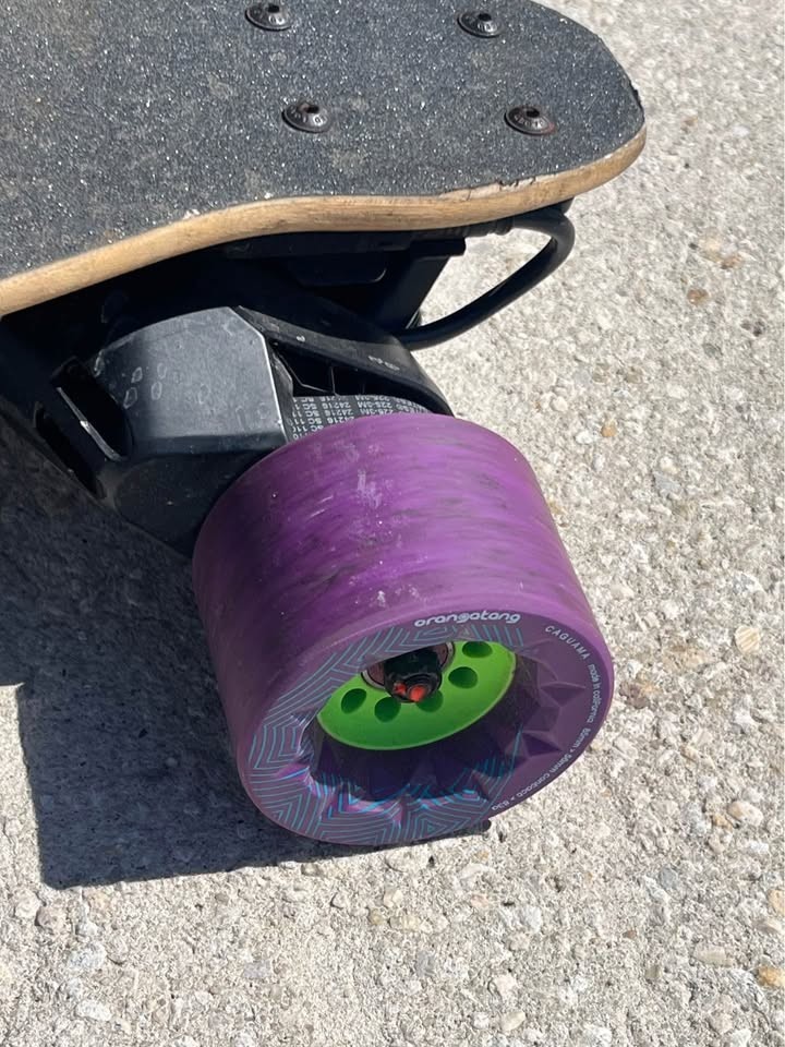 Boosted Board V2 Dual – Extended Range Bundle 2x🔋⚡