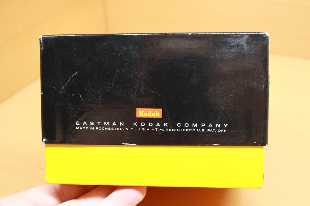 Vintage Kodak Instamatic 804 Camera, Original Hard Shell Case/Strap BOX UNTESTED