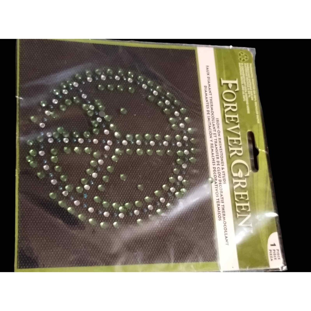 Beautiful iron on peace patch