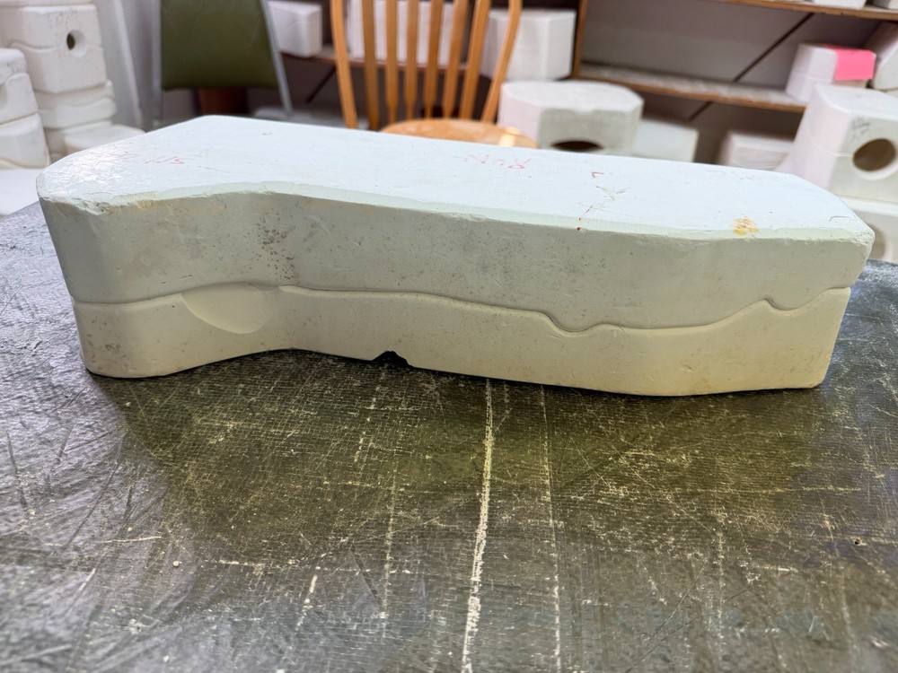 VINTAGE EVERGREEN CERAMIC MOLD #E-112 THREE DOGS