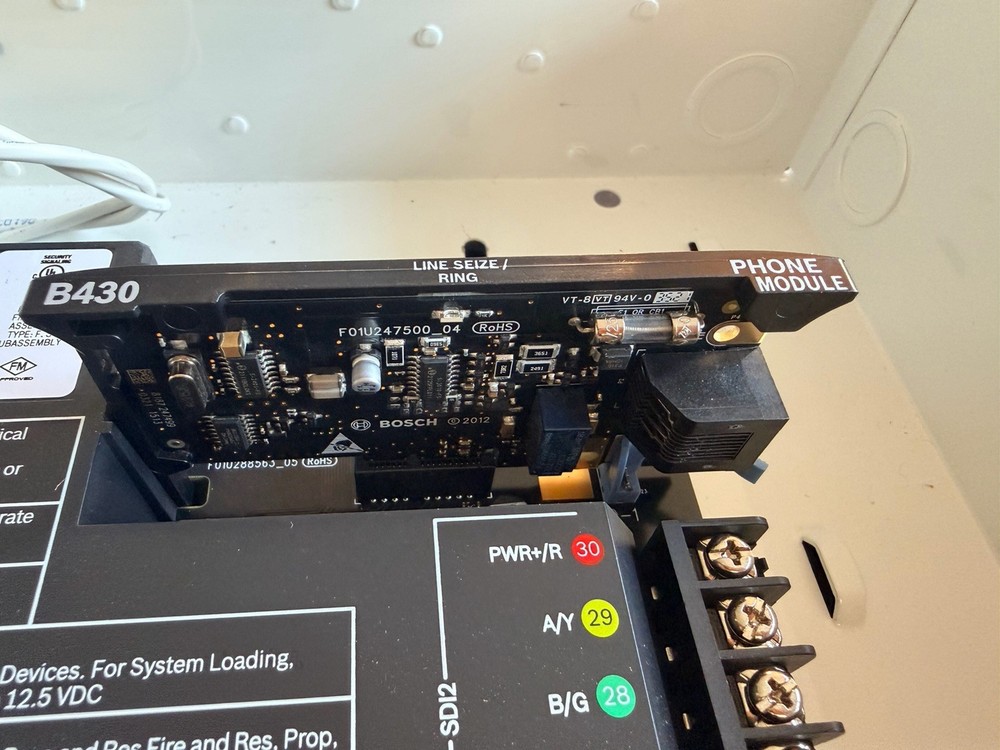 BOSH B8512G iP Intrusion/Fire Alarm Access System Complete System