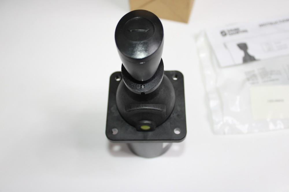 New Sauer Danfoss 155U2607 Joystick Remote Control Valve Handle