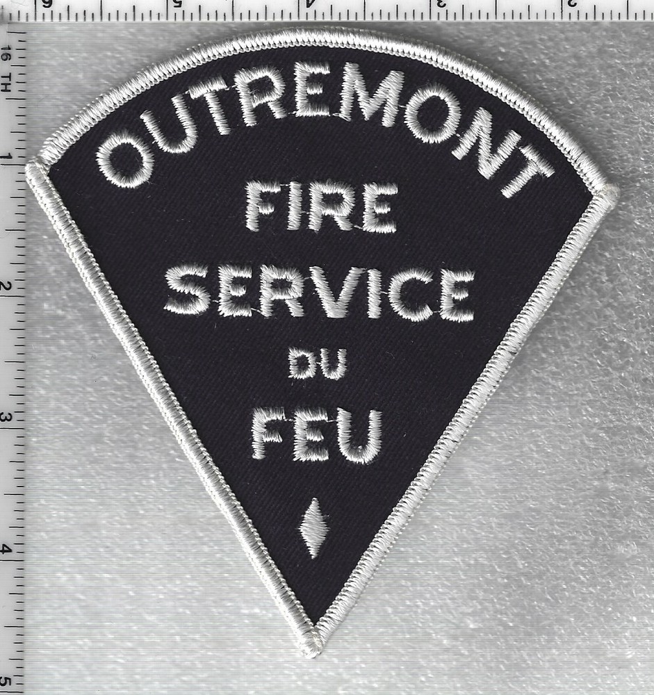 Outremont Fire Service du Feu  (Quebec, Canada)  Shoulder Patch - 1970's