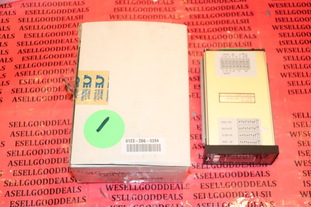 Omega CDCN-36 Conductivity Controller New