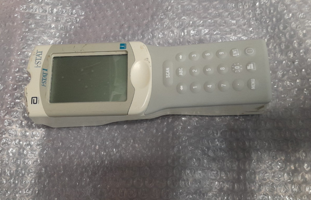 The device does not turn on. | SOLD AS IS
