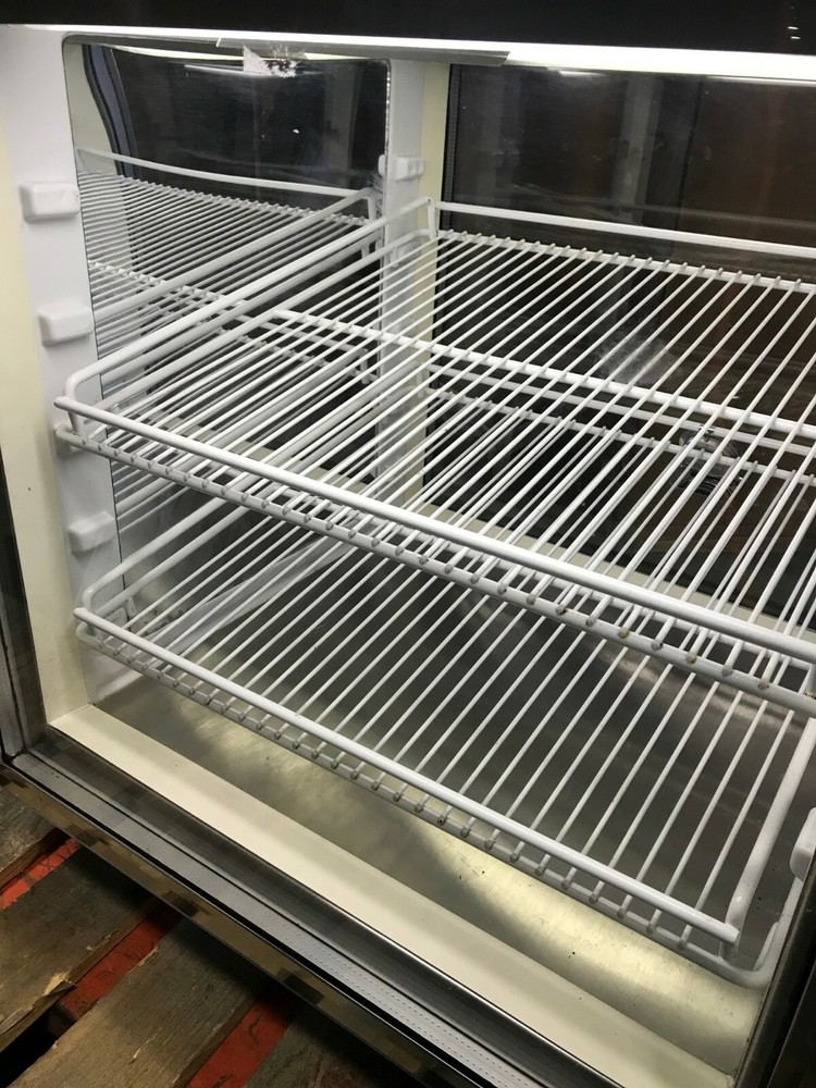 Randell Counter Top Display Refrigerator/Cooler Restaurant.