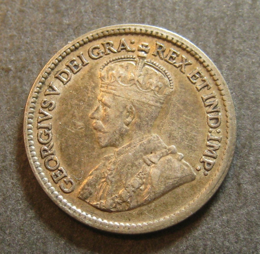 1916 Canada 5 Cents - Silver - (P2207)