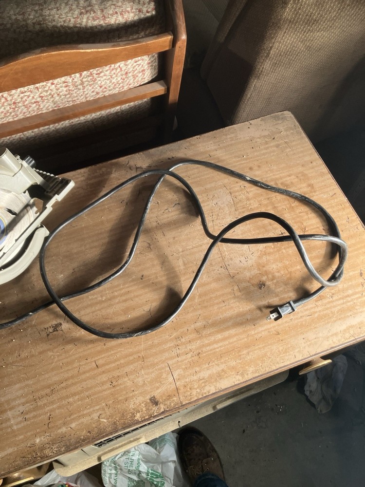 Porter Cable Circular Saw with Hard Case