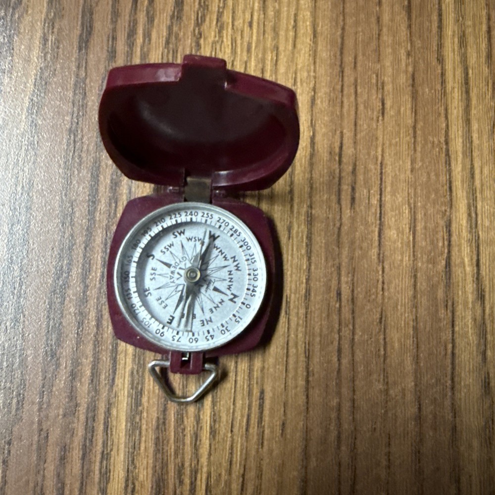 Vintage Taylor Gydeway Compass Bakelite Case Red Folding Case
