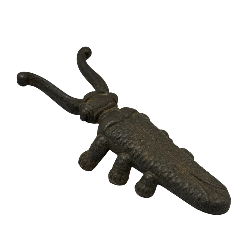 Vintage Cast Iron Black Beetle Bug Scarab Boot Jack Shoe Puller Remover