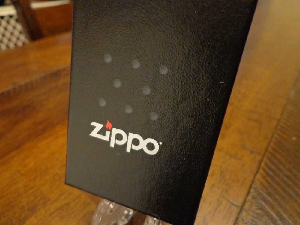 BLACK WIDOW SPIDER ZIPPO LIGHTER MINT IN BOX