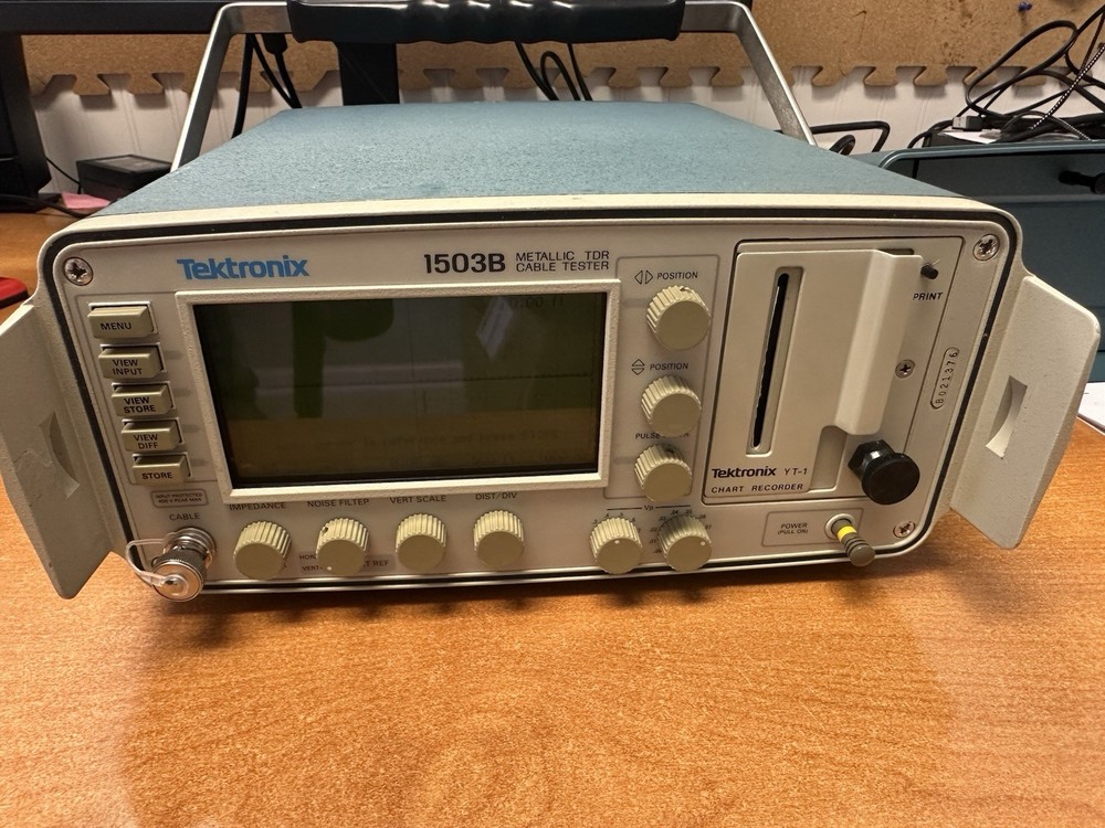 Tektronix 1503B Metallic TDR Cable Tester - Read full description