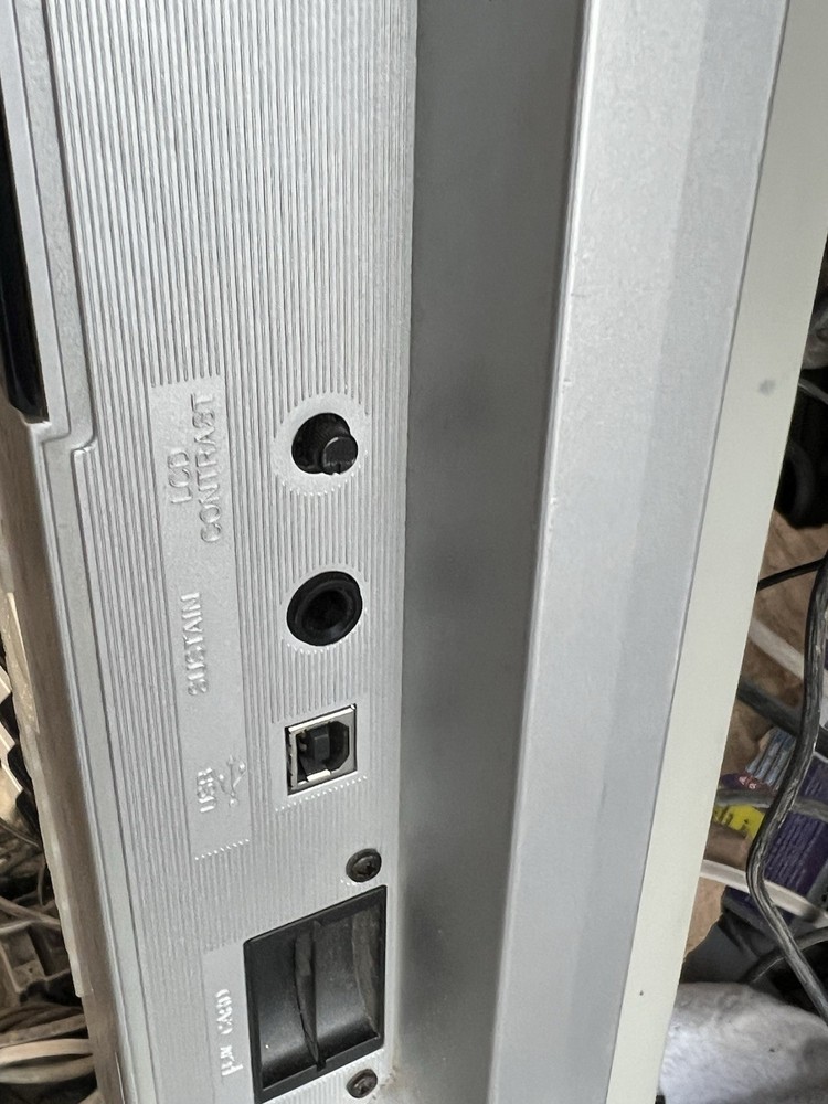 YAMAHA PSR-K1 Keyboard READ