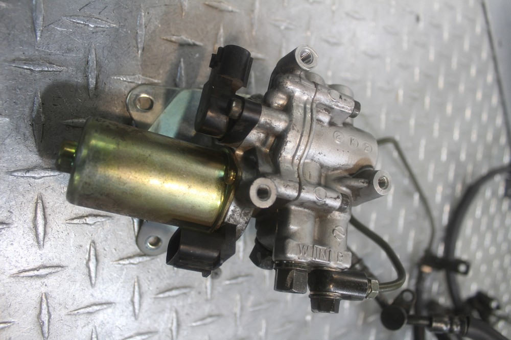2003 HONDA INTERCEPTOR 800 VFR800A ABS ABS PUMP UNIT MODULE SET 57100-MCW-D11