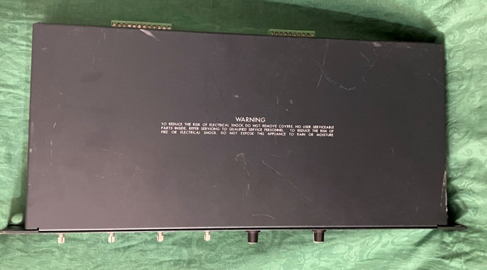 IRP DE-4024E VOICEMATIC MIXER (power tested only, missing Knobs)