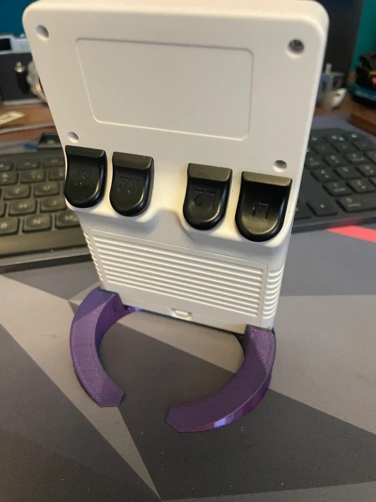 R36S Retro GAME CONSOLE Handhold Controller Holder Stand 3d Printed Stand