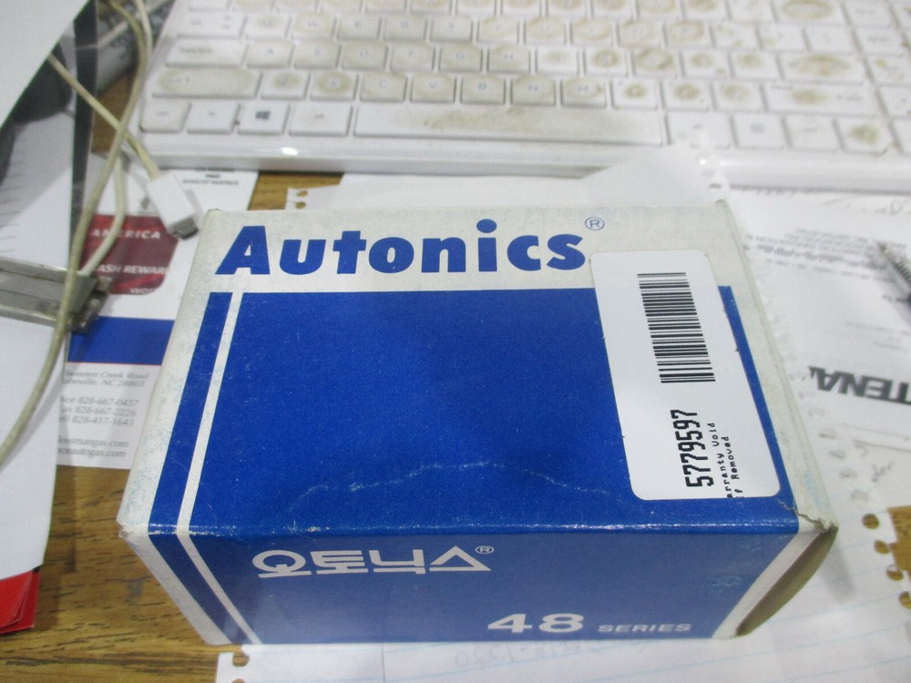 Autonics digital tachometer Model S4C-AC100/110