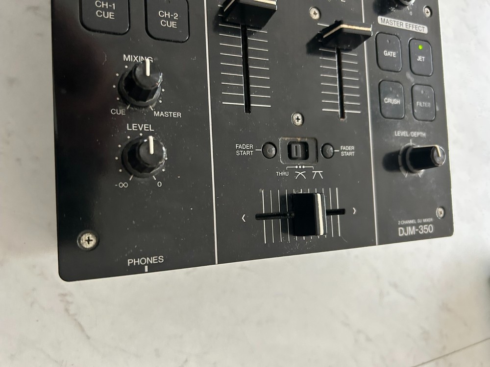 Pioneer DJM350 DJ Mixer