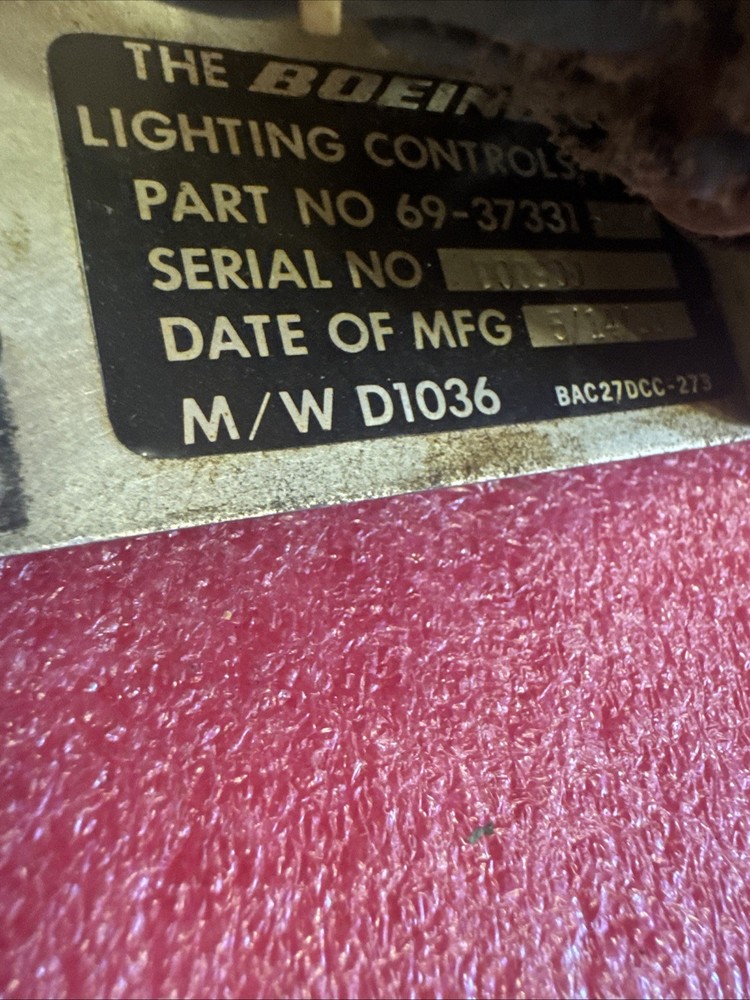 Boeing 69-37331-52 Lighting Control BIN13