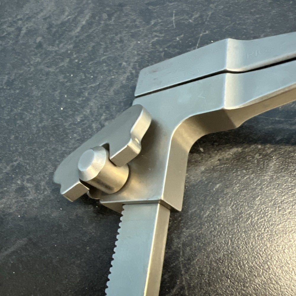 (RIGHT) V. Mueller S-0087 Shadow-Line Distractor