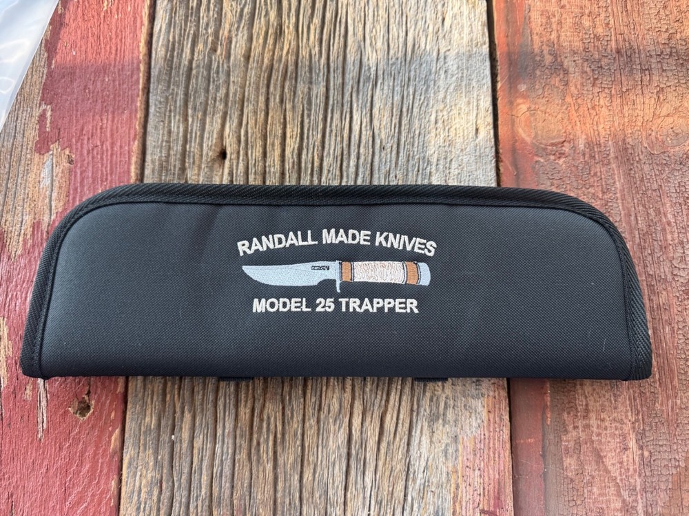 Robbins New Custom Knife case for a Randall Model 25 Trapper Silk threading