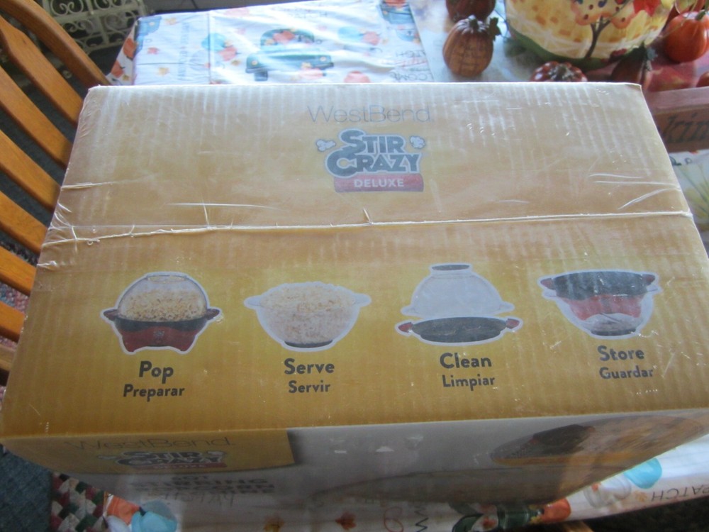 2014 West Bend Stir Crazy Corn Popper 6 Quart ( NOS )