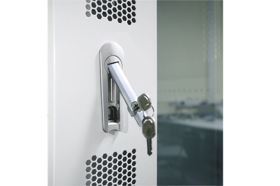 18U 35" Depth Server Rack Cabinet Network Enclosure Accessories Over $190 Value