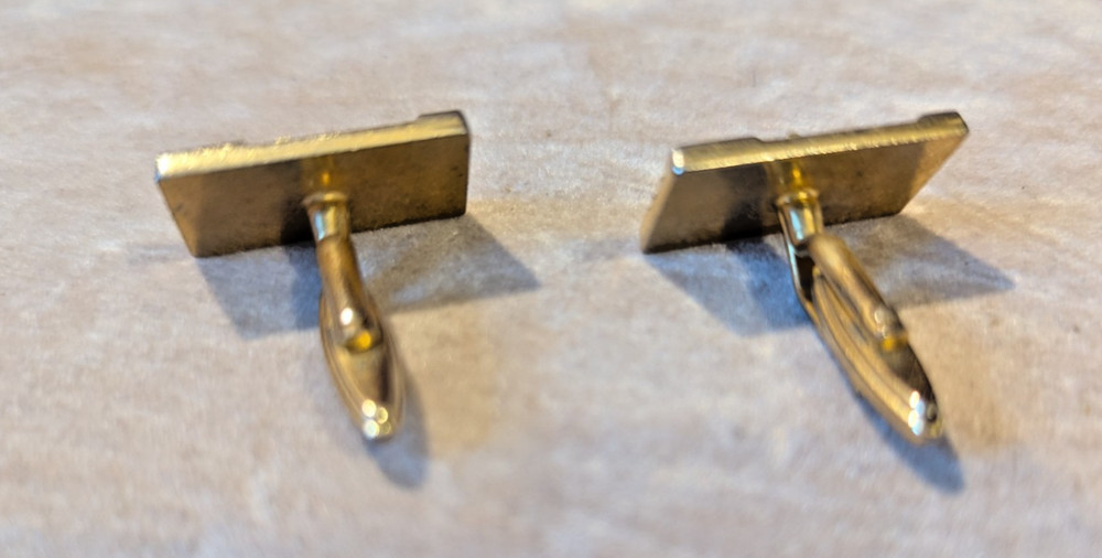 Attractive Goldtone Rectangular Cufflinks - Linear Pattern to face - VGC
