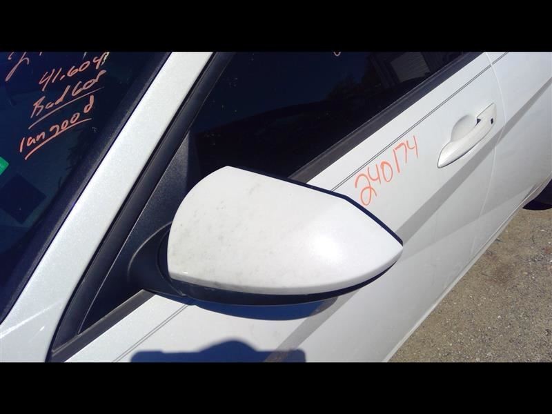 ELANTRA 2021 Camera/Projector 1045086